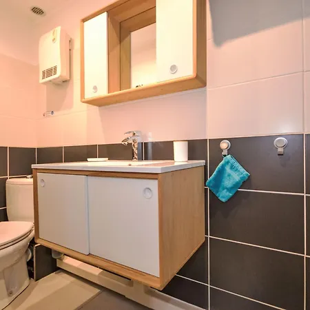 Holiday home Luberon Vidauque - Cvn140 By Interhome